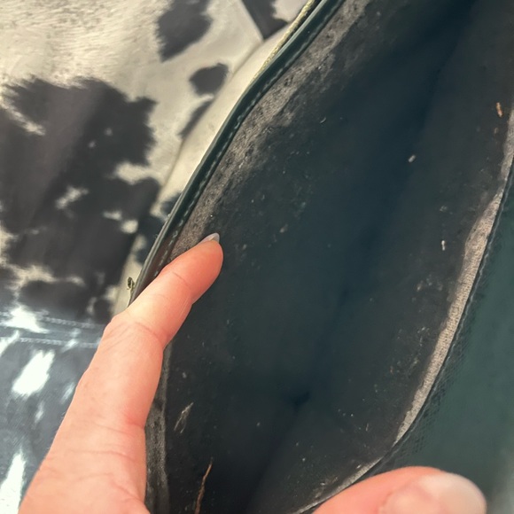 Louis Vuitton Green Taiga Porte Document Volga Foldover Envelope Clutch MI0927 - Picture 8 of 16